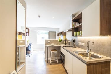 1 bed studio, Calton Road, Holyrood, Edinburgh, EH88DP - Image 15